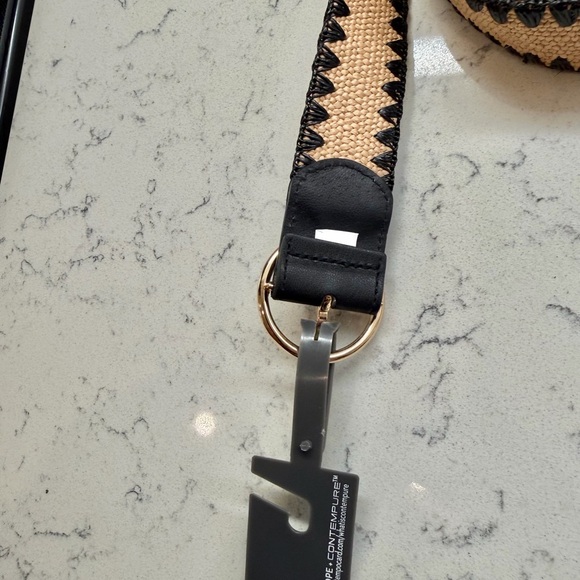 Lane Bryant Women Tan and Black Belt with Gold Buckle - Picture 4 of 4